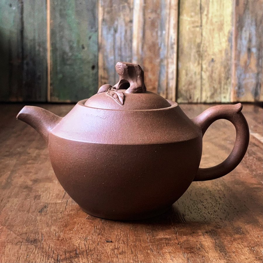 Yixing teapot and fine artisan teas from China by Jing Tea Shop