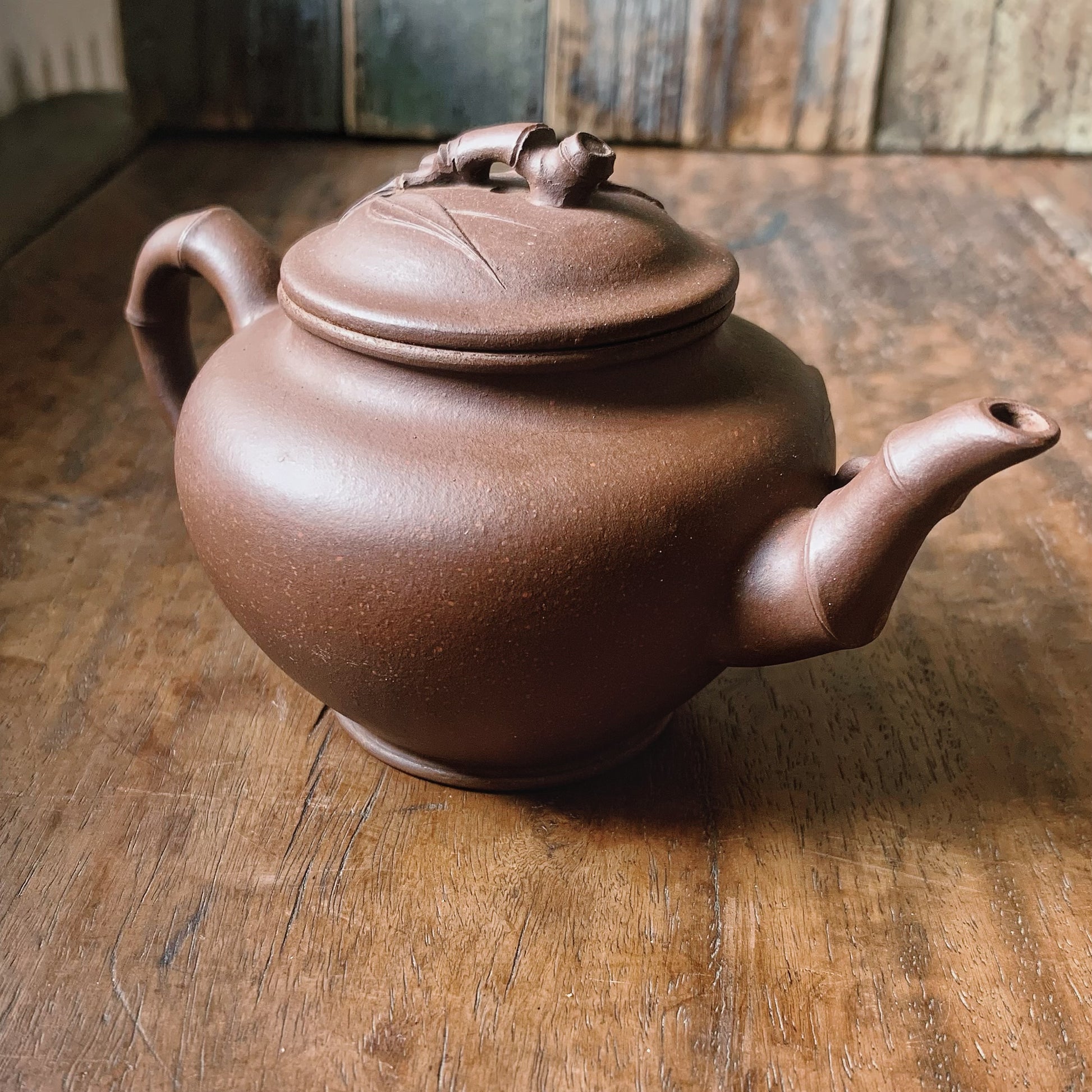 Yixing teapot and fine artisan teas from China by Jing Tea Shop